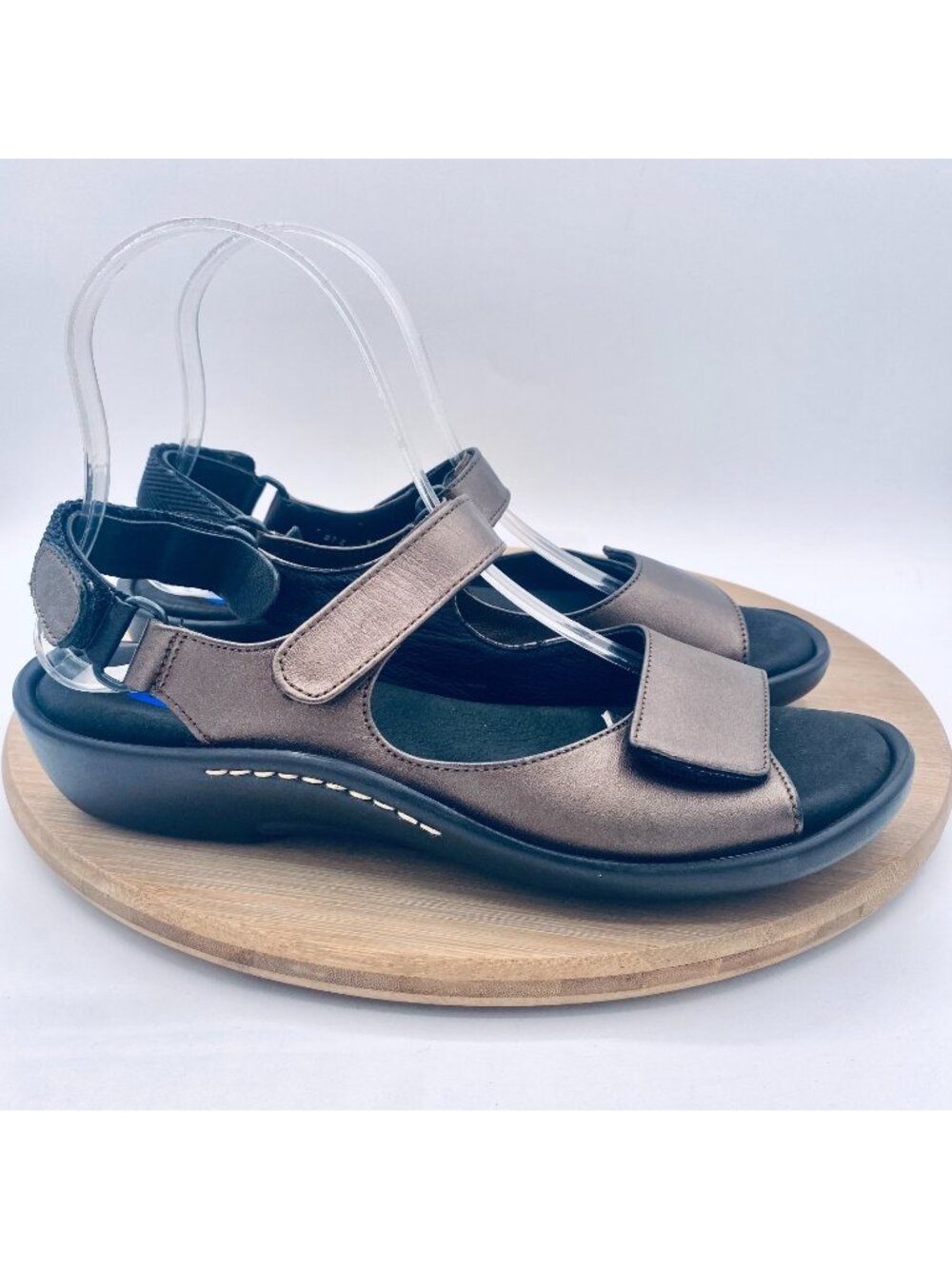 Wolky Sandals Womens 8.5 39 Bronze Metallic Leather Slingback Flats Walking
